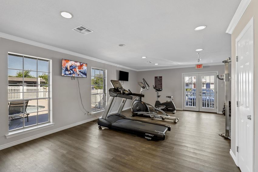 Flats At Brentwood Apartments, 2100 E Loop 820, Fort Worth, TX RentCafe